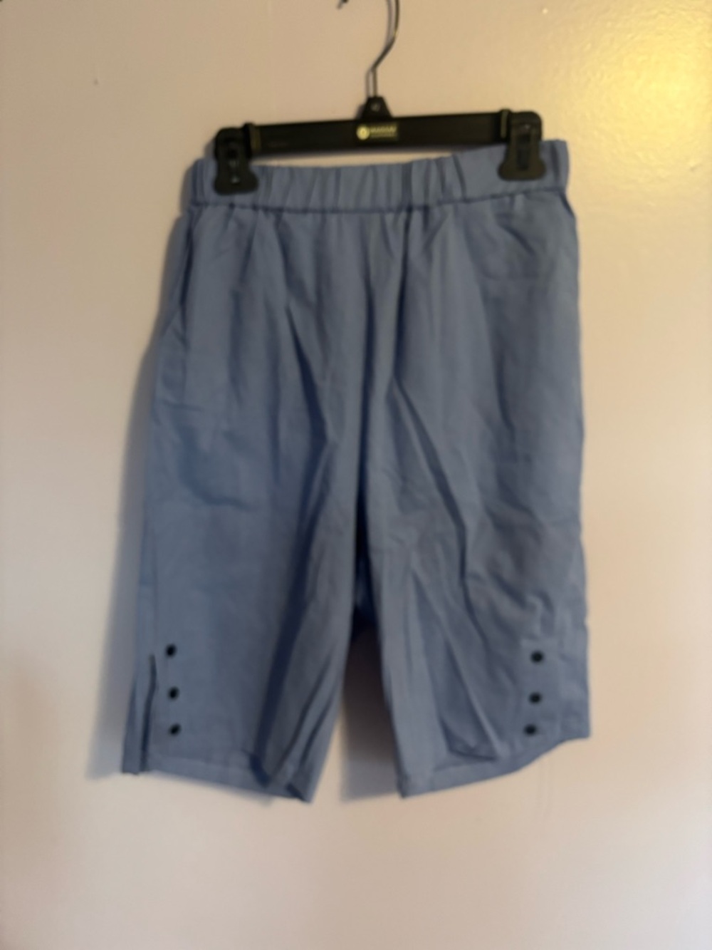 Light Blue Women’s Casual Pull-On Shorts